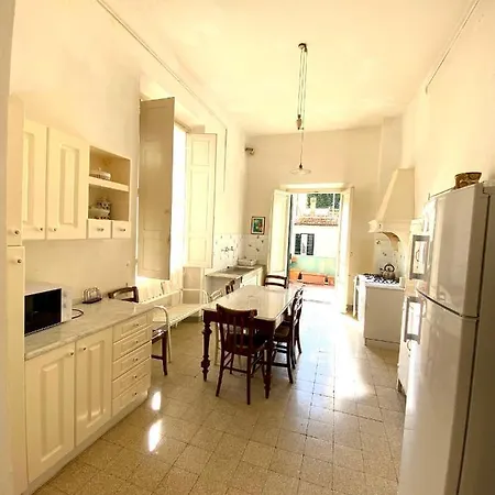Apartment Laura 50 Florence